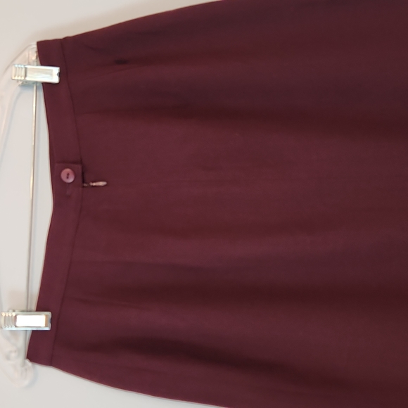 Peter Nygard , wool pencil skirt ,size 8 - Picture 4 of 8